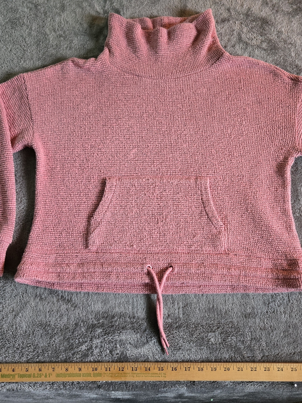 90 Degree By Reflex Pink Cropped Turtleneck Sweater with Kangaroo Pocket
